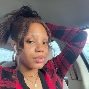 Meet your Posher, Bernisha